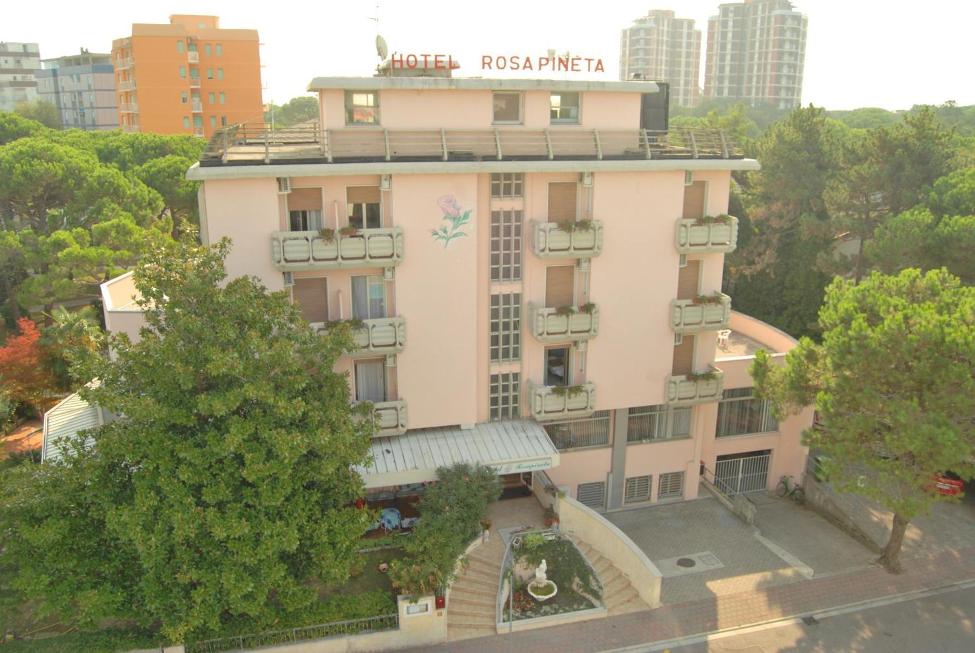 Hotel Rosapineta - Adults Only Lignano Sabbiadoro Exterior photo