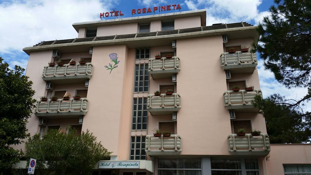 Hotel Rosapineta - Adults Only Lignano Sabbiadoro Exterior photo